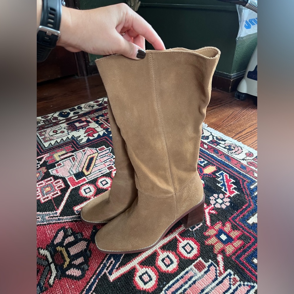 Crown Vintage Tan Suede Heeled Boots